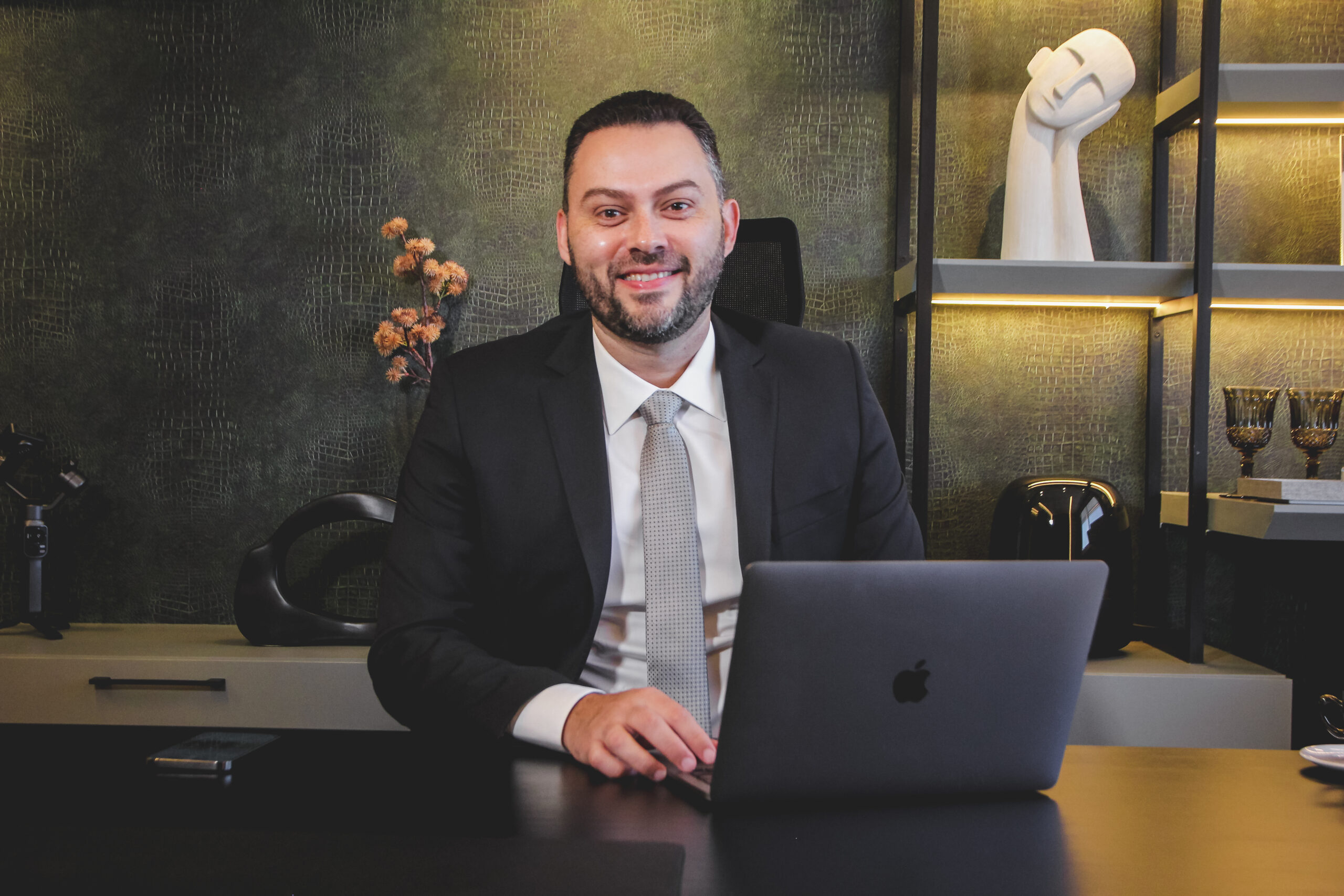 Dr. Lennon Félix — Advogado Previdenciário